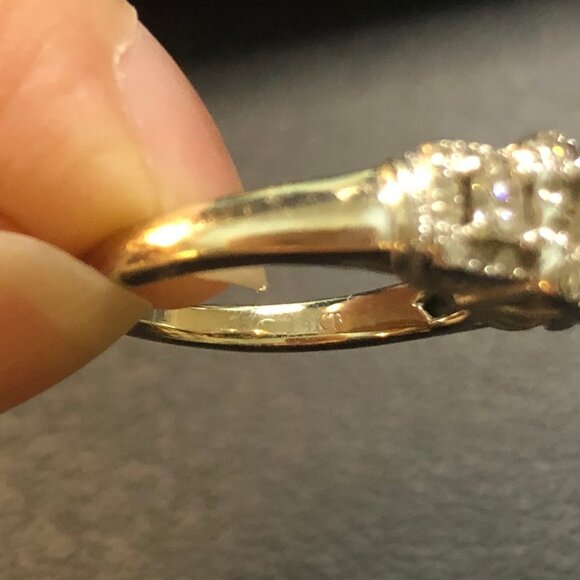 VERA WANG LOVE COLLECTION White Gold Diamond Ring with Hidden Sapphire Gemstone - Picture 8 of 9